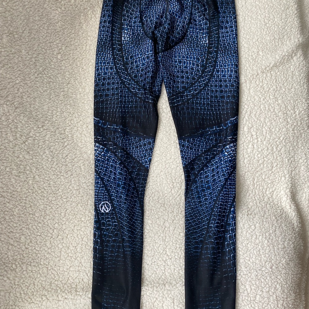INKnBURN Alli Leggings EUC Size 0